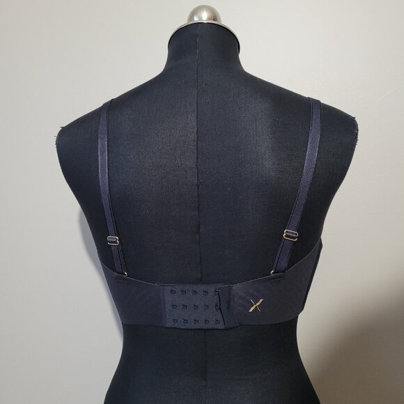 Knix Black Wing Woman Bra - Picture 4 of 10